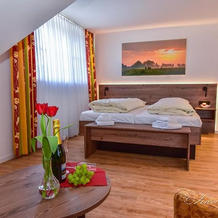 Hotel Zwei Linden - Links Der Elbe - Niedersachsen Balje Luaran gambar